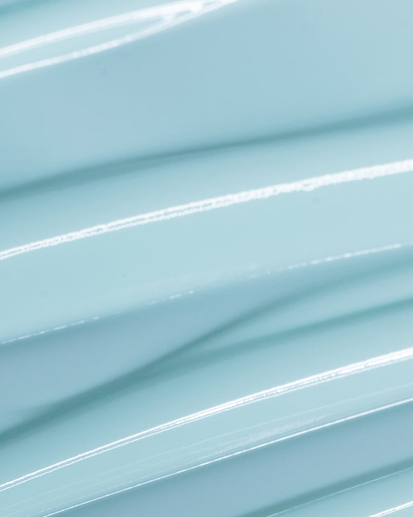 COOLA Refreshing Water Plumping Gel Serum formula with blue tint
